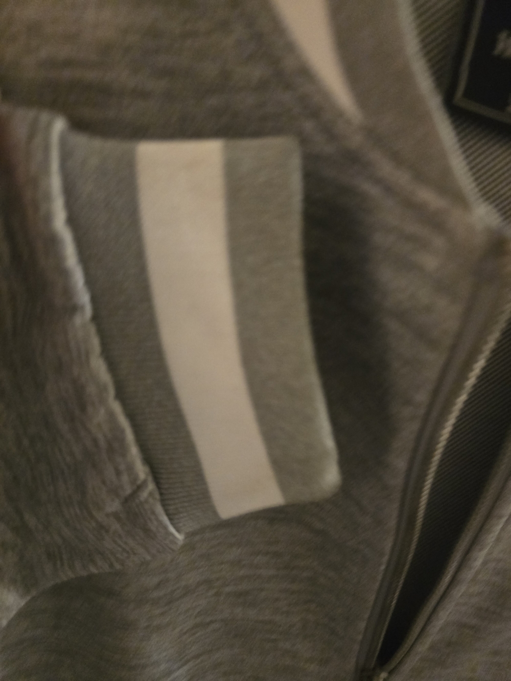 Jeep Grey & White Zip-up Bomber Jacket BNWT (Men's Large) - Picture 7 of 9